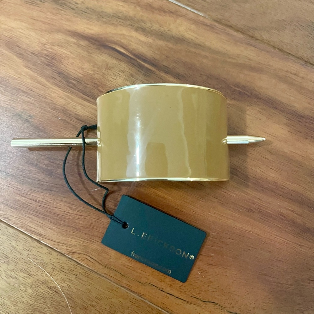 Gorgeous NWT L Erickson enamel hair slide with stick!